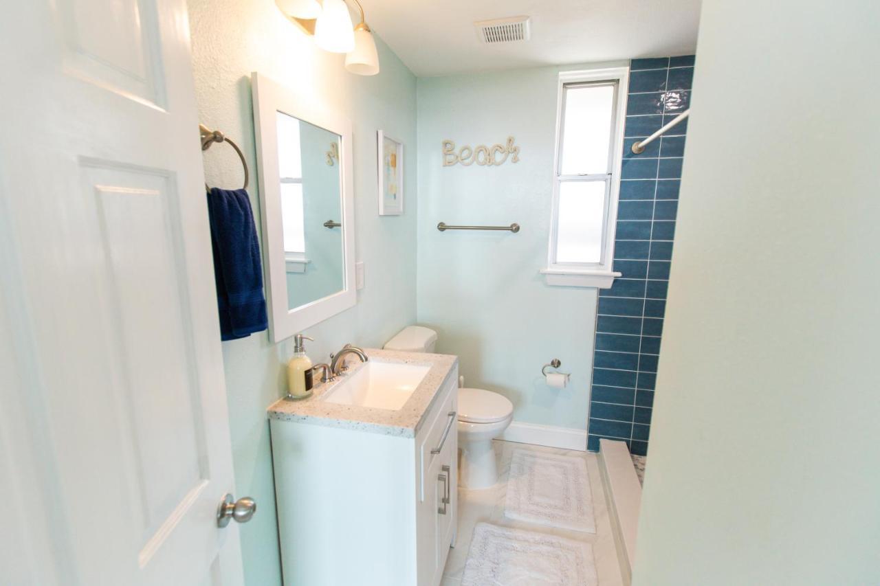 ג'קסונוויל ביץ' New Listing! Centrally Located Efficiency One Mile To The Beach! מראה חיצוני תמונה